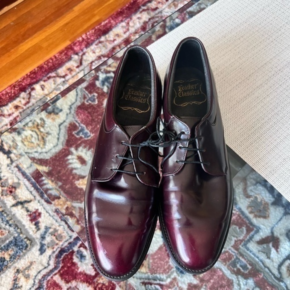 Leather MEN shoes made in the USA excellent design, well made , size11D